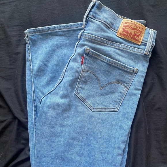 Levi’s 314 - Picture 2 of 3